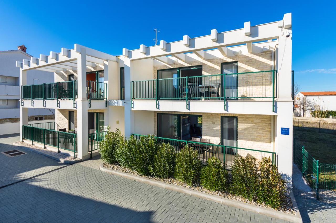 Queen Beach Apartments Hoek van Holland Ngoại thất bức ảnh