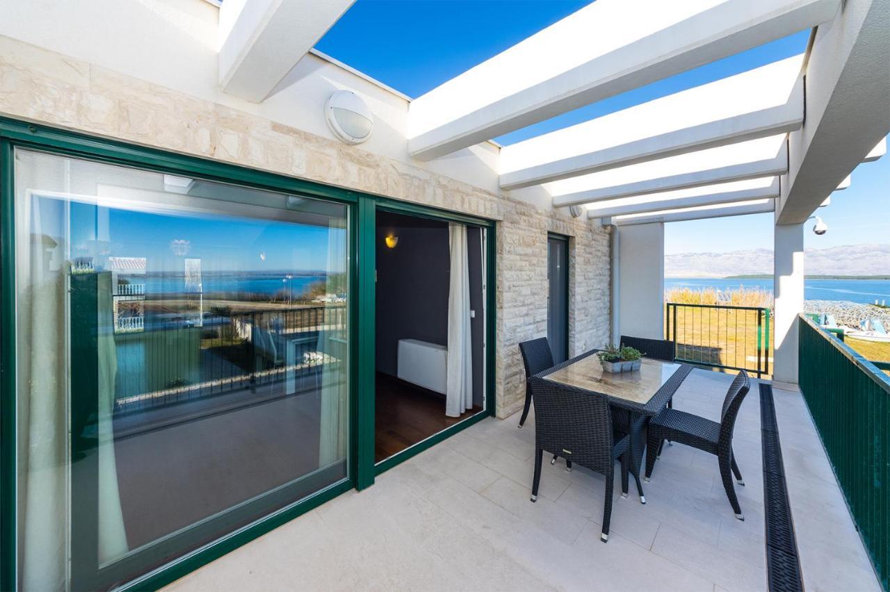 Queen Beach Apartments Hoek van Holland Ngoại thất bức ảnh