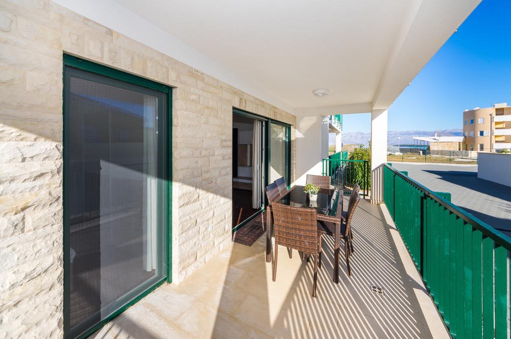 Queen Beach Apartments Hoek van Holland Ngoại thất bức ảnh